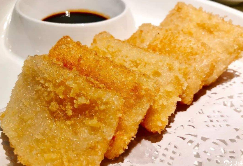 糍粑和年糕是一個(gè)東西嗎 晚上吃糍粑會不會長胖 糍粑和年糕是一個(gè)東西嗎 晚上吃糍粑會不會長胖