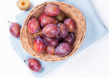 西梅會不會過敏 吃西梅過敏了怎么辦 西梅會不會過敏 吃西梅過敏了怎么辦