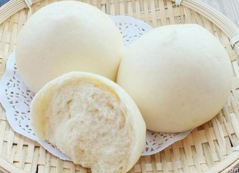 為什么蒸的饅頭發(fā)酸 饅頭蒸酸如何去酸味 為什么蒸的饅頭發(fā)酸 饅頭蒸酸如何去酸味