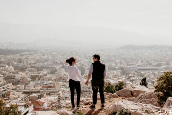 老公開始嫌棄你的時(shí)候 怎么對(duì)付嫌棄你的老公