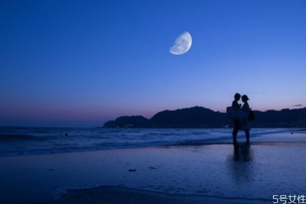 老公開始嫌棄你的時(shí)候 怎么對(duì)付嫌棄你的老公