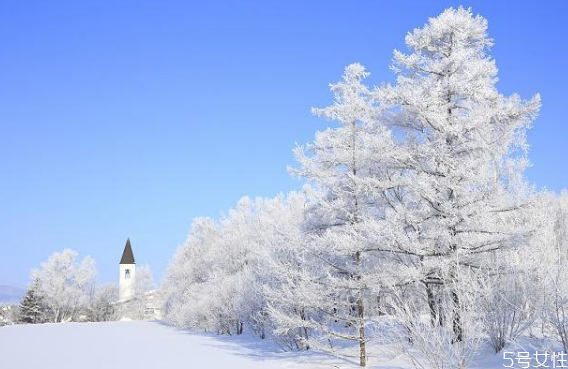 情侶圣誕節(jié)怎么過 最浪漫的圣誕約會地 情侶圣誕節(jié)怎么過 最浪漫的圣誕約會地