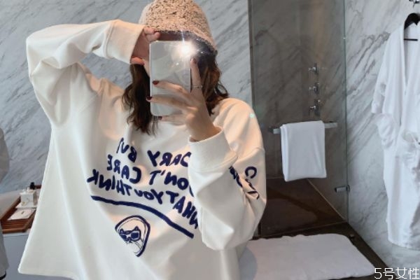 感覺(jué)男朋友根本不愛(ài)我 男生不愛(ài)你的幾種表現(xiàn) 感覺(jué)男朋友根本不愛(ài)我 男生不愛(ài)你的幾種表現(xiàn)