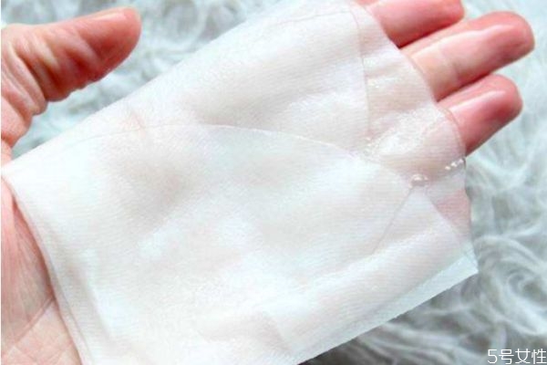 面膜不洗掉睡覺有影響嗎 免洗面膜多長時間洗掉 面膜不洗掉睡覺有影響嗎 免洗面膜多長時間洗掉