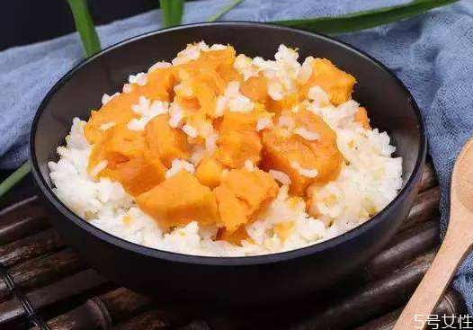 紅薯飯怎么做好吃 紅薯飯熱量高嗎