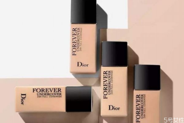 迪奧粉底液瓶子怎么打開(kāi) 迪奧粉底液010真假辨別