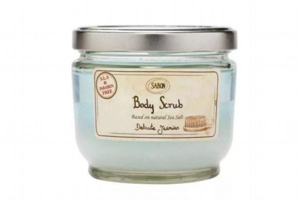 磨砂膏可以當(dāng)洗面奶么 磨砂膏和洗面奶那個(gè)先用 磨砂膏可以當(dāng)洗面奶么 磨砂膏和洗面奶那個(gè)先用