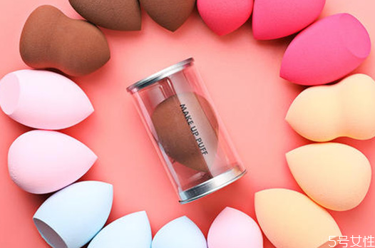 美妝蛋氣孔小還是大好 如何判斷美妝蛋質量 美妝蛋氣孔小還是大好 如何判斷美妝蛋質量