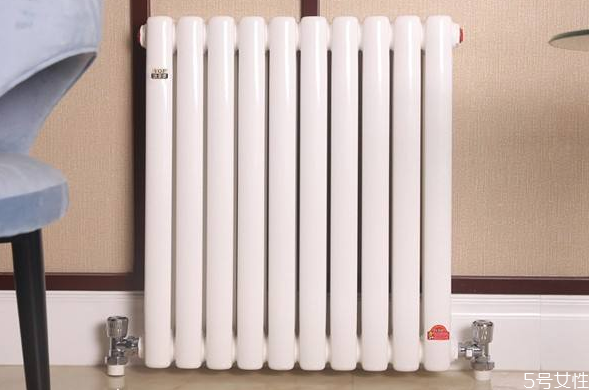 地暖好還是暖氣片好 暖氣什么時候供暖 地暖好還是暖氣片好 暖氣什么時候供暖