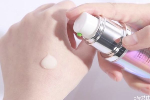 倩碧302美白鐳射瓶敏感肌能用嗎 倩碧鐳射瓶使用步驟 倩碧302美白鐳射瓶敏感肌能用嗎 倩碧鐳射瓶使用步驟