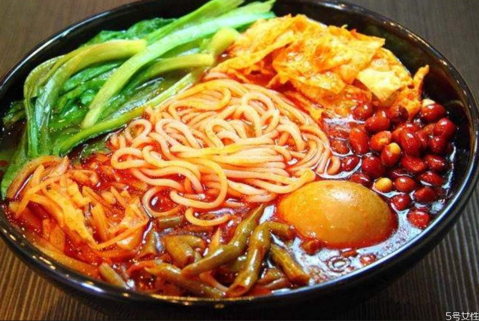 螺螄粉為什么像屎一樣臭 螺螄粉越臭越正宗嗎 螺螄粉為什么像屎一樣臭 螺螄粉越臭越正宗嗎