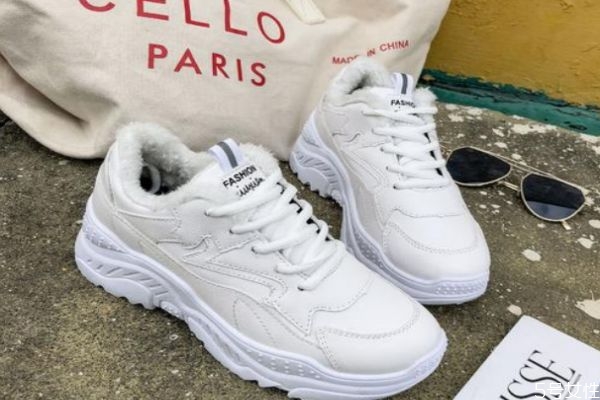 老爹鞋是運(yùn)動(dòng)鞋嗎 老爹鞋名稱的來由