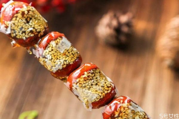 糖葫蘆是什么做的 冰糖葫蘆多久糖才會干