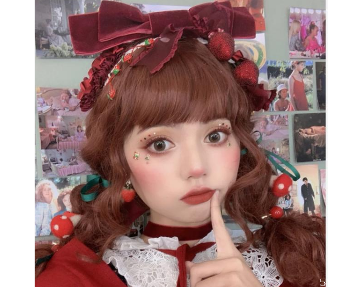 圣誕節(jié)妝容靈感 最驚艷的圣誕妝容 圣誕節(jié)妝容靈感 最驚艷的圣誕妝容