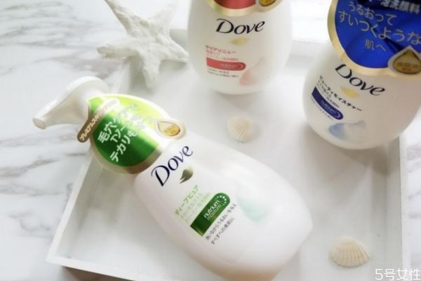 洗面奶是早晚都要用嗎 洗面奶起皮正?，F(xiàn)象嗎