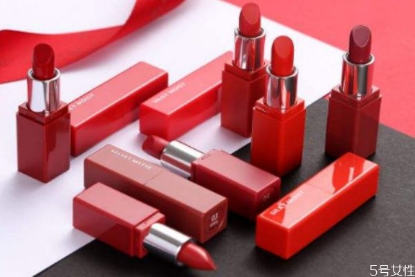 口紅受熱還能用嗎 口紅冷藏一晚上可以嗎 口紅受熱還能用嗎 口紅冷藏一晚上可以嗎