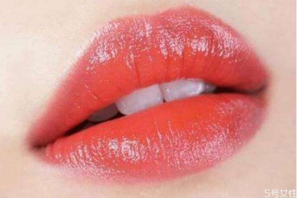 口紅受熱還能用嗎 口紅冷藏一晚上可以嗎 口紅受熱還能用嗎 口紅冷藏一晚上可以嗎