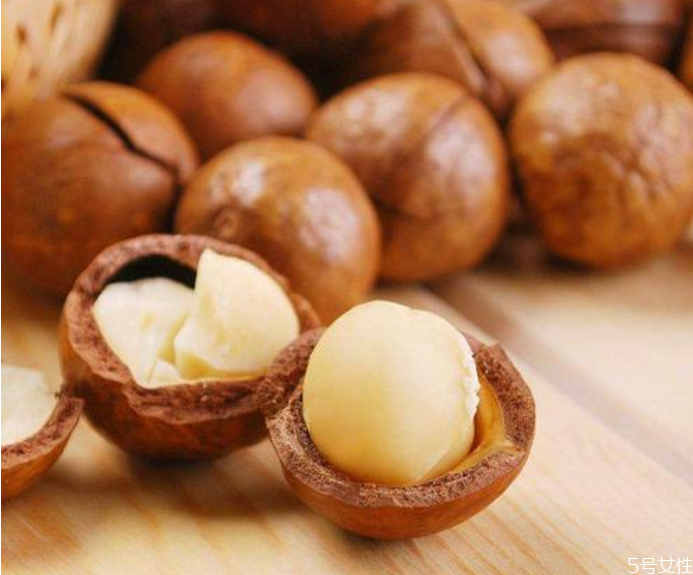 夏威夷果受潮了怎么辦 夏威夷果受潮是不是壞了 夏威夷果受潮了怎么辦 夏威夷果受潮是不是壞了