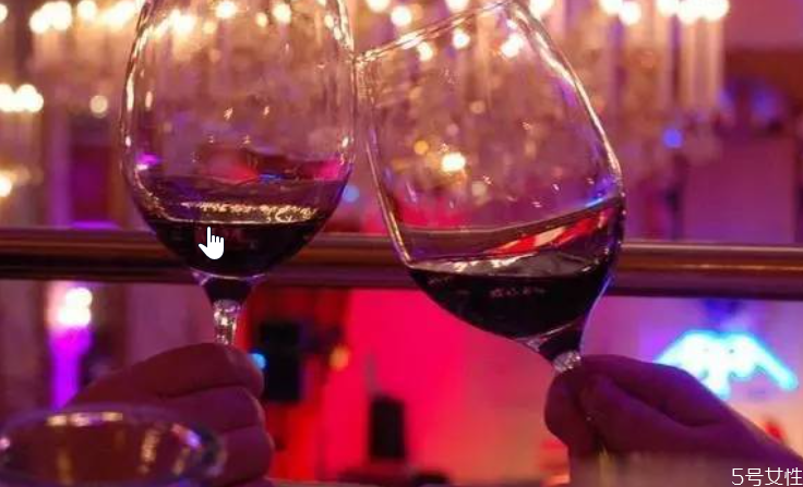 喝酒怎么樣會突然死亡 酒后不能做的4件事 喝酒怎么樣會突然死亡 酒后不能做的4件事