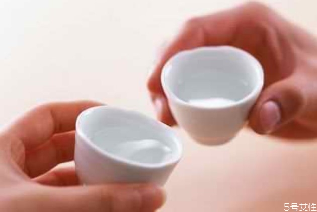 喝酒斷片是什么原因引起的 喝酒斷片的危害 喝酒斷片是什么原因引起的 喝酒斷片的危害