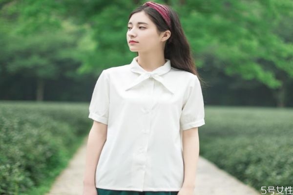 隔年衣服發(fā)黃會(huì)洗掉嗎 衣服放一年發(fā)黃了怎么洗 隔年衣服發(fā)黃會(huì)洗掉嗎 衣服放一年發(fā)黃了怎么洗