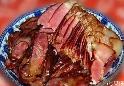 臘肉曬到什么程度才行 曬臘肉的最佳時(shí)間