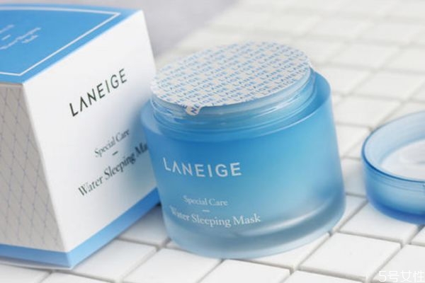 天天晚上擦睡眠面膜好嗎 睡眠面膜用在護(hù)膚哪個(gè)步驟