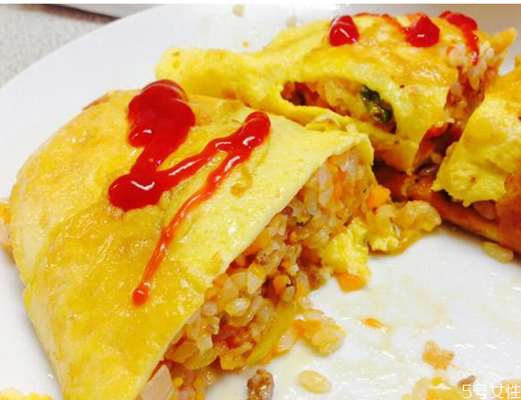 蛋包飯的蛋液怎么調 網紅蛋包飯的做法 蛋包飯的蛋液怎么調 網紅蛋包飯的做法