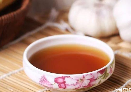 黃酒變酸還能喝嗎 黃酒變酸怎么補(bǔ)救 黃酒變酸還能喝嗎 黃酒變酸怎么補(bǔ)救