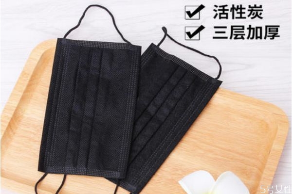 黑色口罩好還是藍色口罩好 黑色口罩是醫(yī)用外科口罩嗎