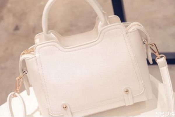 白色皮包變黃了有辦法恢復嗎 白色皮包變黃了怎么辦