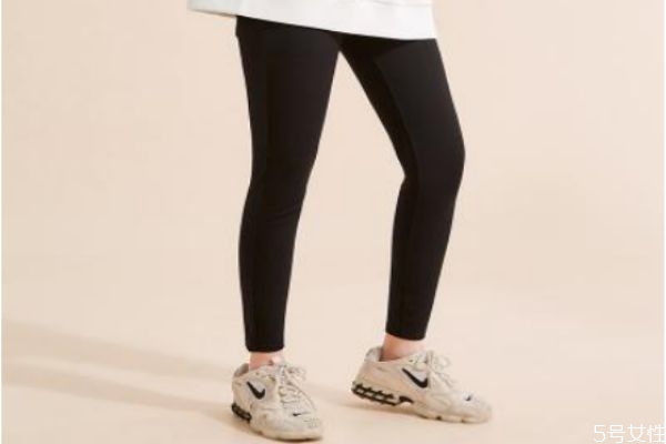 鯊魚(yú)褲是什么 鯊魚(yú)皮褲子是什么面料