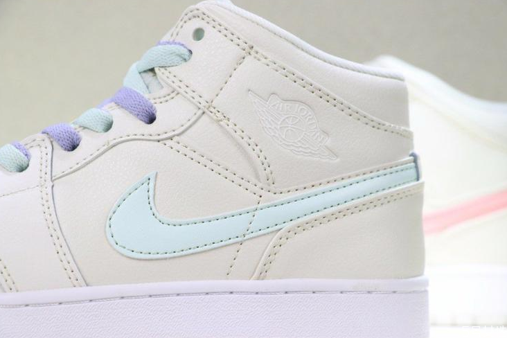 aj鞋子怎么洗內(nèi)部 aj怎么洗不傷鞋 aj鞋子怎么洗內(nèi)部 aj怎么洗不傷鞋