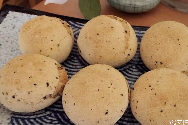 麻薯面包口感描述 麻薯面包的做法 麻薯面包口感描述 麻薯面包的做法