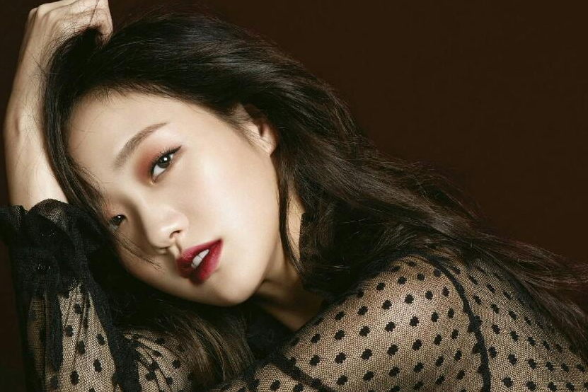 金高銀妝容怎么化？金高銀仿妝