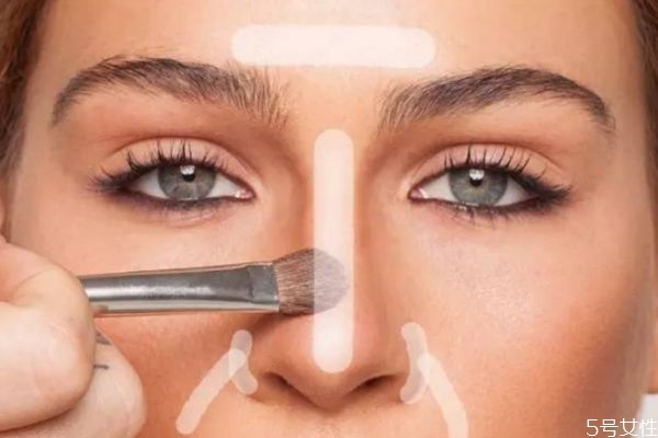 高光可以涂全臉嗎 高光和鼻影可以用一個刷子嗎 高光可以涂全臉嗎 高光和鼻影可以用一個刷子嗎