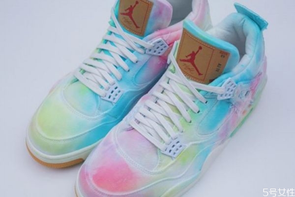 扎染的鞋子會(huì)掉色嗎 扎染掉色是不是正常現(xiàn)象