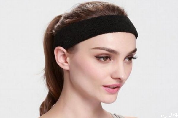 運(yùn)動(dòng)發(fā)帶怎么綁 運(yùn)動(dòng)頭帶和導(dǎo)汗帶區(qū)別 運(yùn)動(dòng)發(fā)帶怎么綁 運(yùn)動(dòng)頭帶和導(dǎo)汗帶區(qū)別