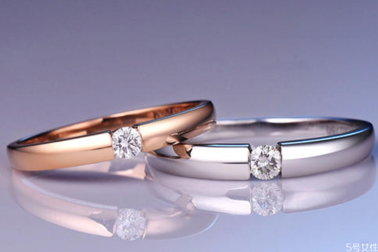 情侶對(duì)戒一般多少錢(qián)可以買(mǎi)到 情侶對(duì)戒哪個(gè)牌子好