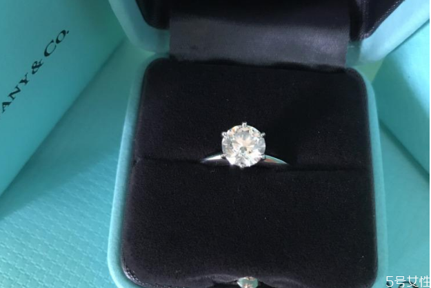蒂芙尼六爪一克拉多少錢 蒂芙尼六爪鉆戒價格表 蒂芙尼六爪一克拉多少錢 蒂芙尼六爪鉆戒價格表