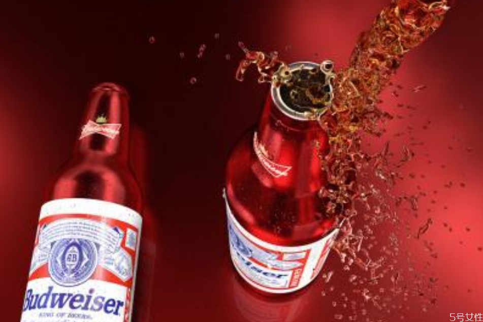 百威啤酒多少錢(qián)一瓶 百威啤酒多少錢(qián)一箱