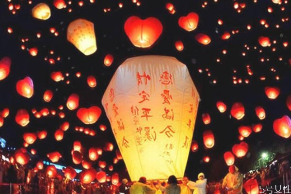 正月十五元宵節(jié)又稱(chēng)什么節(jié) 上元張燈之俗道教說(shuō)法