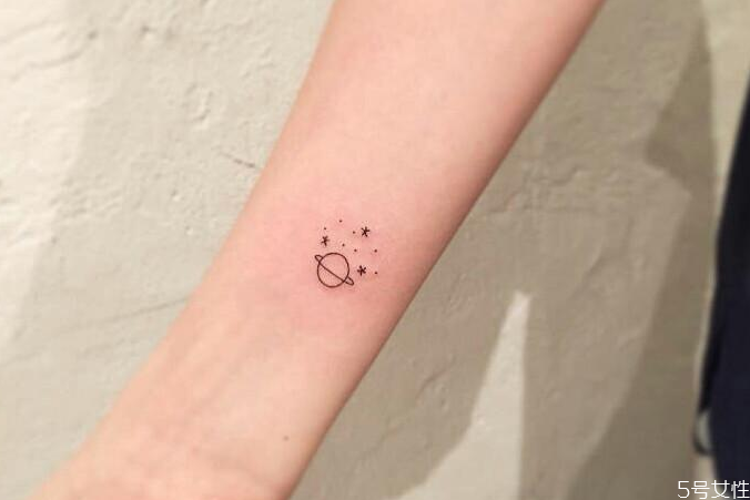 怎么讓紋身貼看起來(lái)不假 紋身貼怎么才能貼好