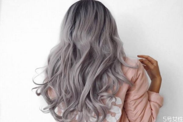 皮膚黃染什么色顯白又時(shí)尚 黃皮膚染什么顏色頭發(fā) 皮膚黃染什么色顯白又時(shí)尚 黃皮膚染什么顏色頭發(fā)