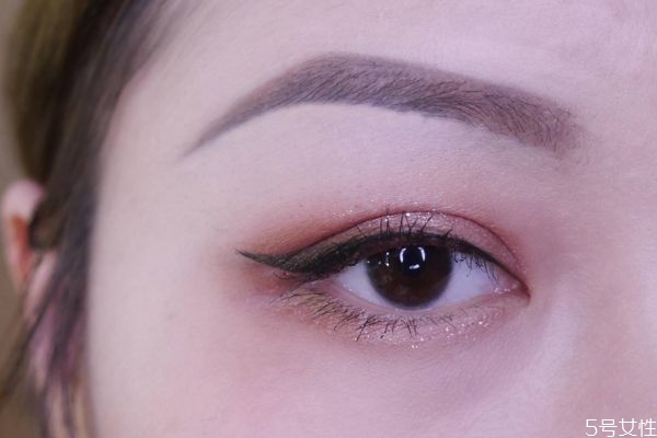 紋眉補色后還會結(jié)痂么 紋眉掉痂后顏色很淡會反色嗎