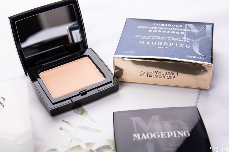 毛戈平粉膏是遮瑕還是打底 毛戈平粉膏可以代替粉底液嗎 毛戈平粉膏是遮瑕還是打底 毛戈平粉膏可以代替粉底液嗎