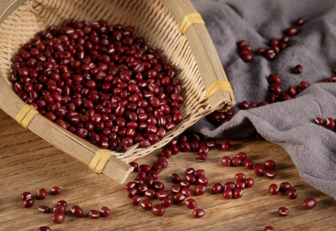 紅豆和赤小豆哪個(gè)補(bǔ)血效果比較好 紅豆和赤小豆誰(shuí)最補(bǔ)血 紅豆和赤小豆哪個(gè)補(bǔ)血效果比較好 紅豆和赤小豆誰(shuí)最補(bǔ)血