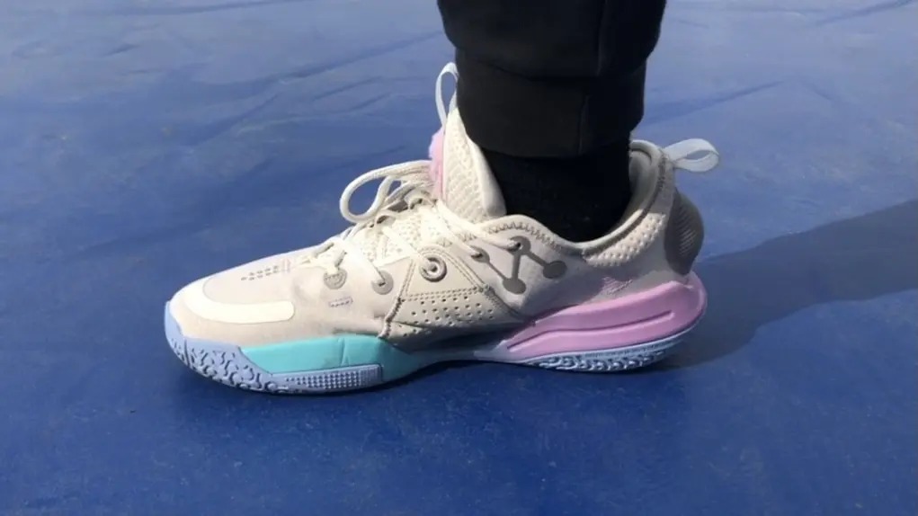 李寧籃球鞋全城9棉花糖測(cè)評(píng) 李寧全城9棉花糖大概多少錢 李寧籃球鞋全城9棉花糖測(cè)評(píng) 李寧全城9棉花糖大概多少錢