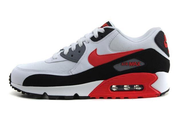 商場耐克專賣店會有假的嗎 耐克怎么辨別真假 商場耐克專賣店會有假的嗎 耐克怎么辨別真假