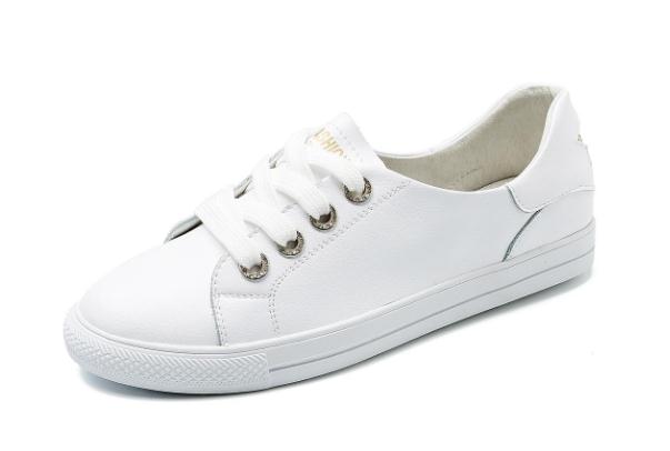 小白鞋哪個品牌比較好 性價比高的小白鞋品牌都有哪些